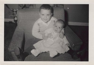 Spooky (left) with Dickey (right) as a baby.